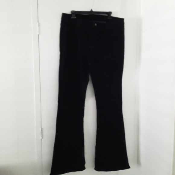 NWT Size 18 Black Jeans - Picture 3 of 5